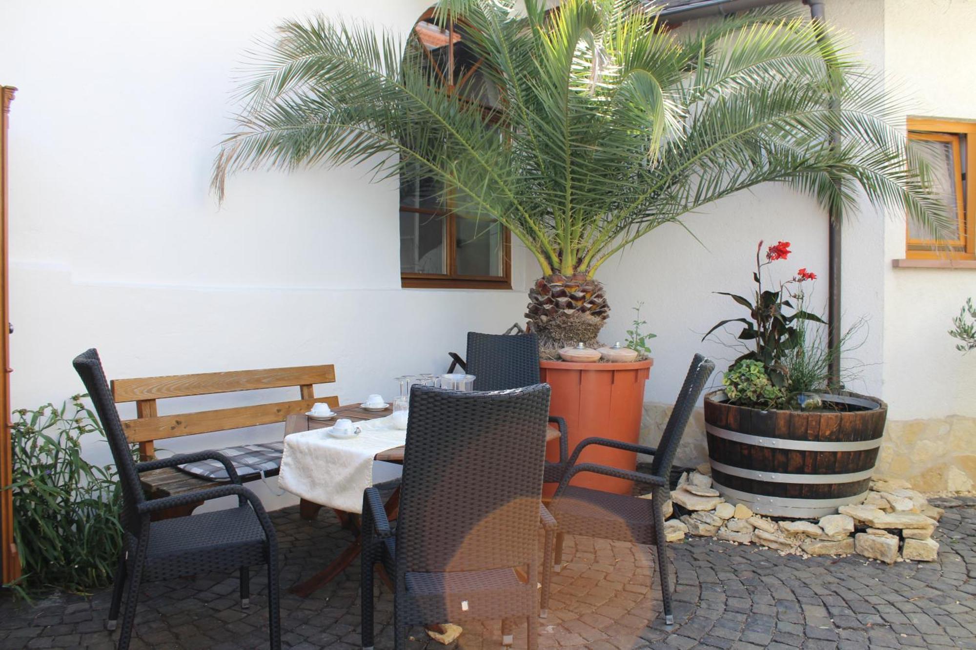 Winzerhotel Kinges-Kessel Morstadt 외부 사진