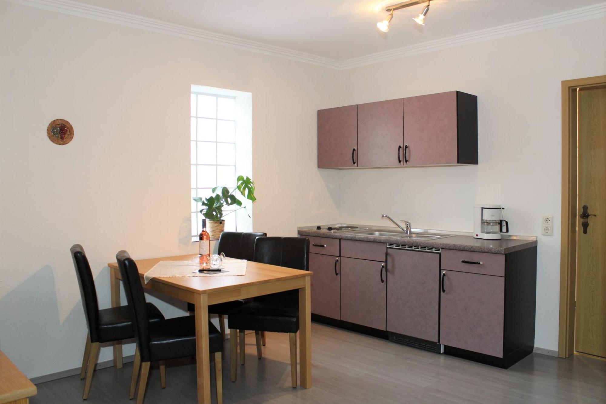 Winzerhotel Kinges-Kessel Morstadt 외부 사진